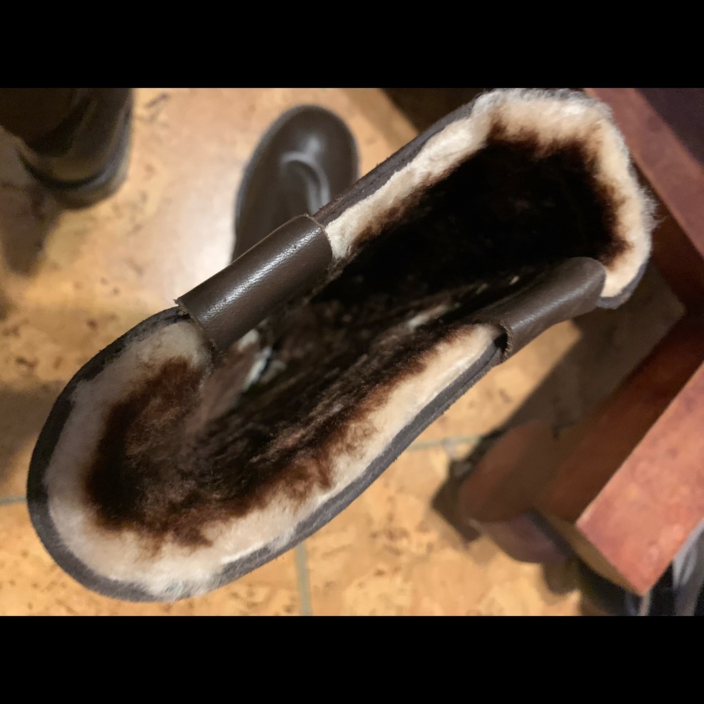 Boots - Picture 3 of 3
